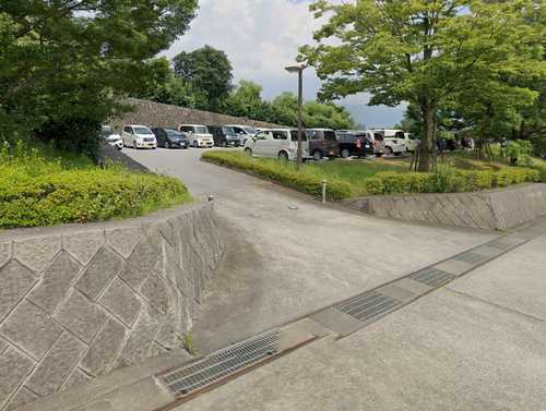 笛吹川フルーツ公園・施設内駐車場4