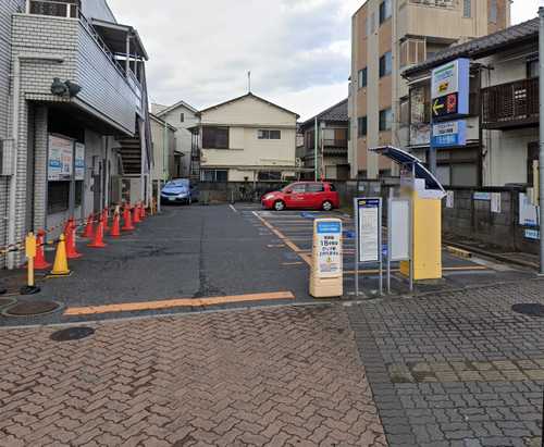 タイムズファミリーマート練馬駅西口