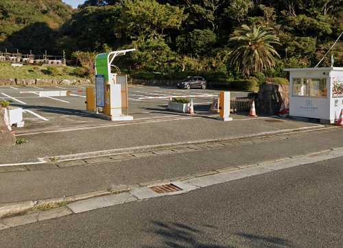 観音崎公園第6駐車場BEACH⇔PARK LIVING駐車場