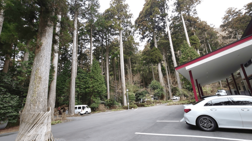 箱根神社 参拝者第３駐車場