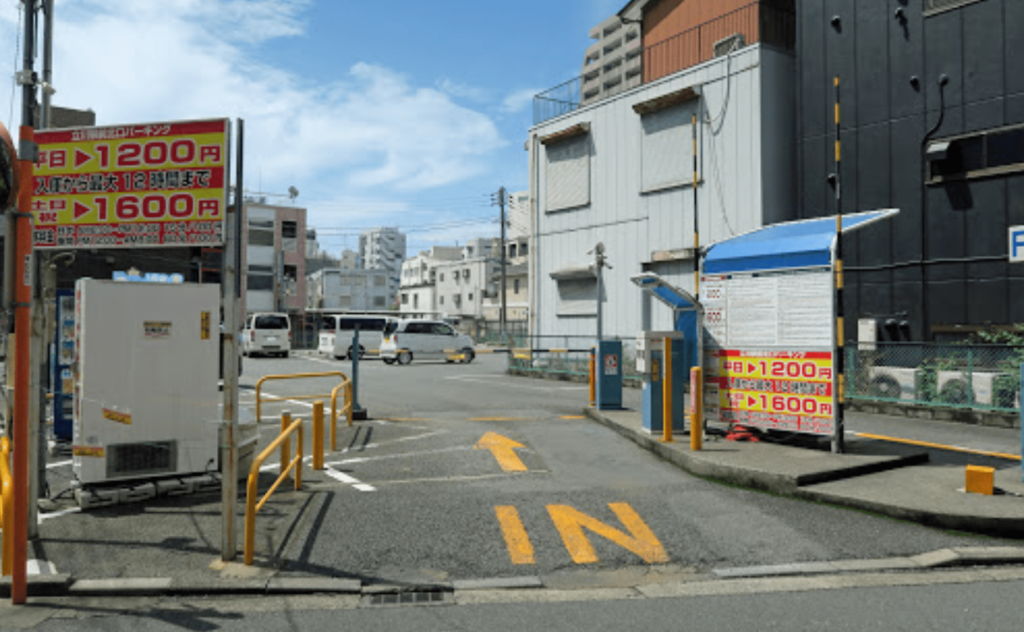 立川駅前北口パーキング