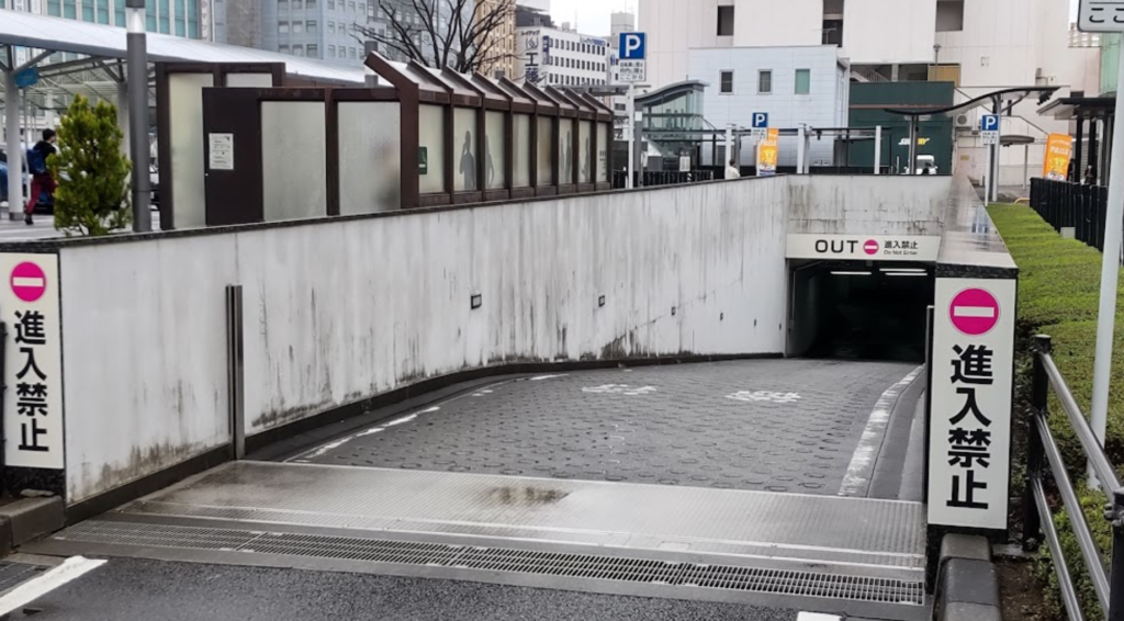 タイムズ静岡駅北口地下駐車場エキパ