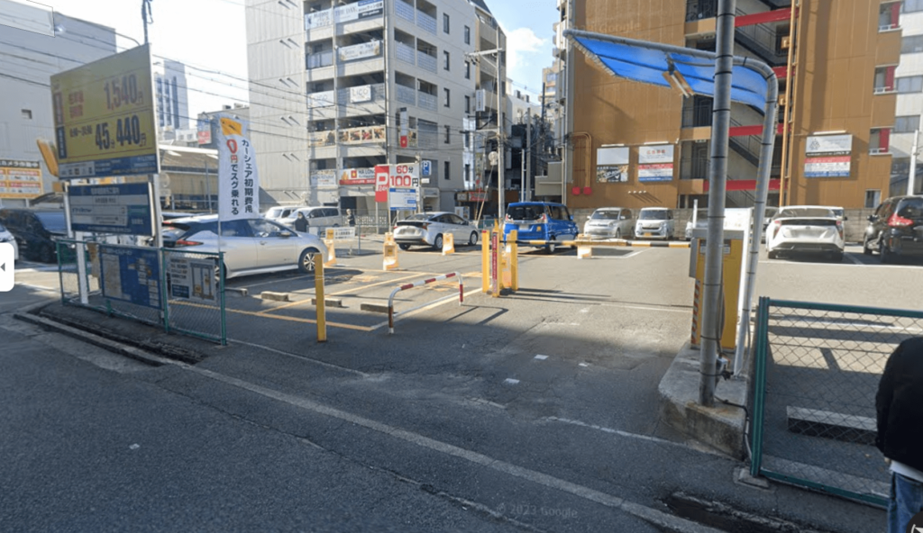 タイムズ堺東駅