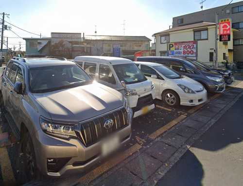 カリタス学園前駐車場