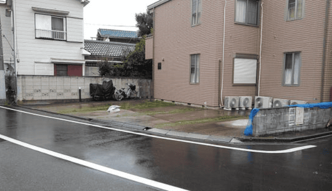 リゾヤグチ駐車場