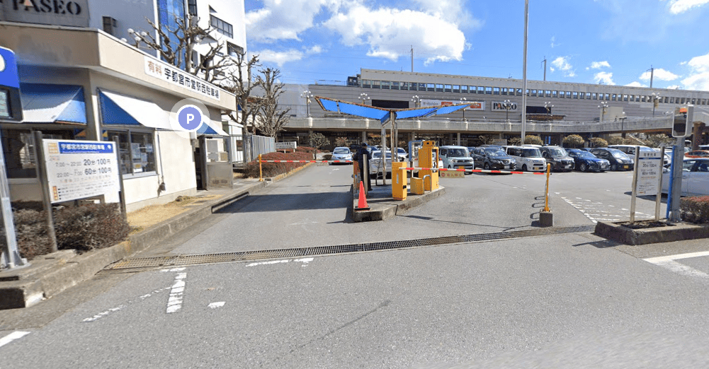 市営駅西駐車場