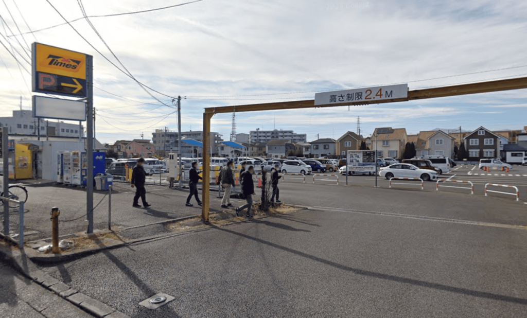 タイムズＭＥＧＡドン・キホーテＵＮＹ座間店第１駐車場