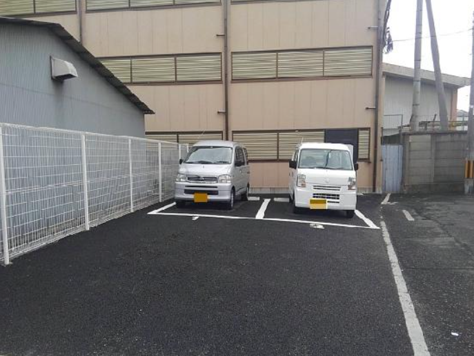 マンスリータイムズ天下茶屋駐車場