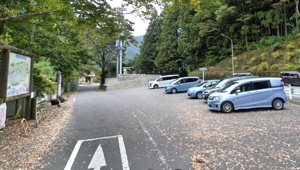 吹割の滝 市営駐車場
