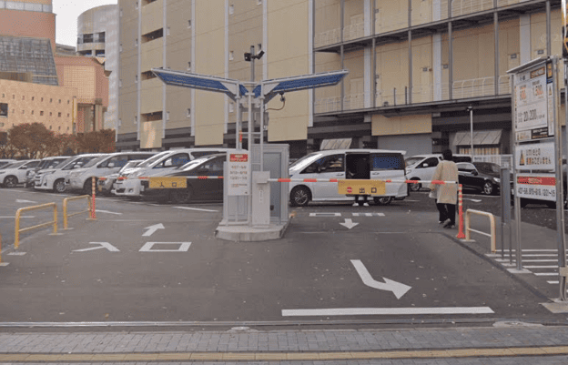タイムズ神戸ハーバーランド駐車場