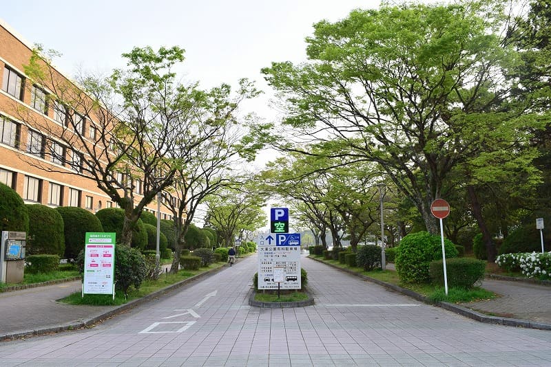 大濠公園駐車場入り口