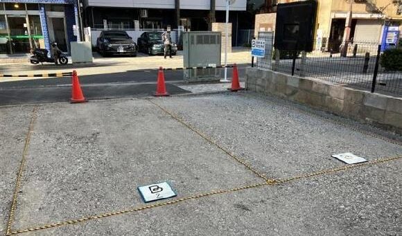 川崎本町1丁目駐