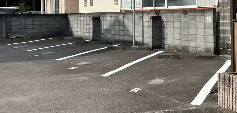 フェニックス壱番館駐車場