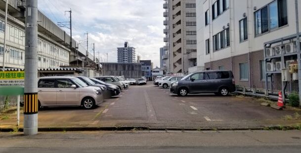 旭町駐車場