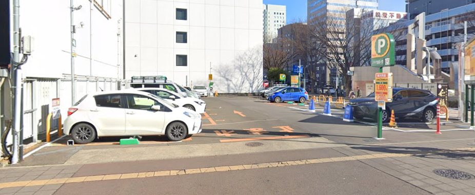 しゅ三井のリパーク 仙台駅東駐車場