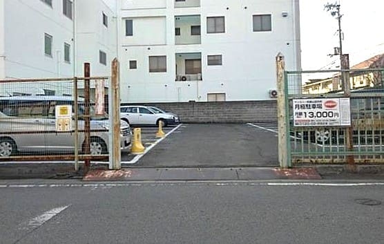 マンスリー和歌山田中町駐車場