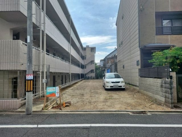 福長町空き地駐車場