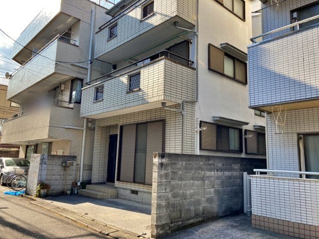 西蒲田8丁目青野邸駐車場