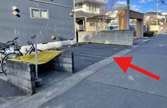 南町2-2-13駐車場