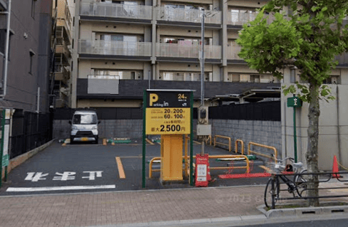Parking in 根岸1丁目駐車場