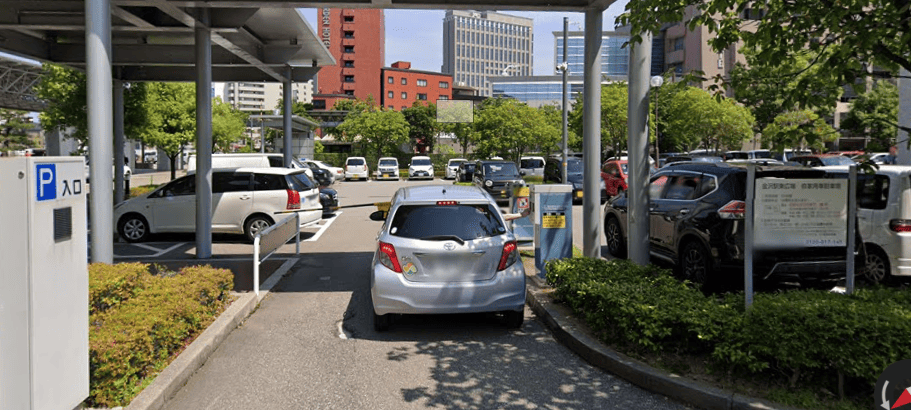 金沢駅東広場自家用車駐車場