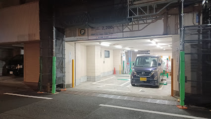 三井のリパーク-新宿１丁目第１０