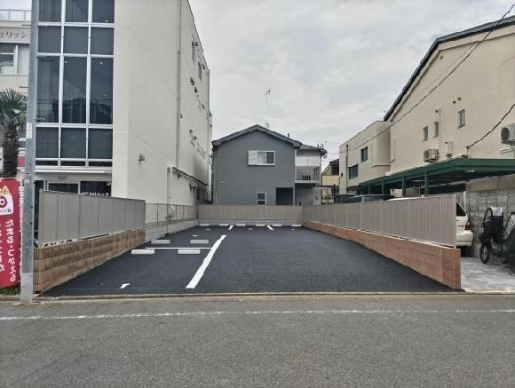 マンスリー北嶺町駐車場