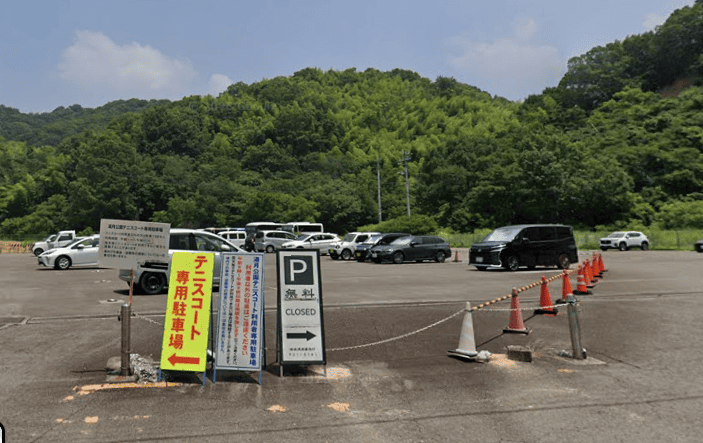 道後温泉観光臨時駐車場