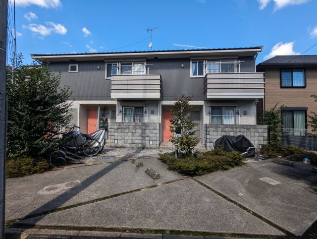 ルミエール2あきっぱ駐車場