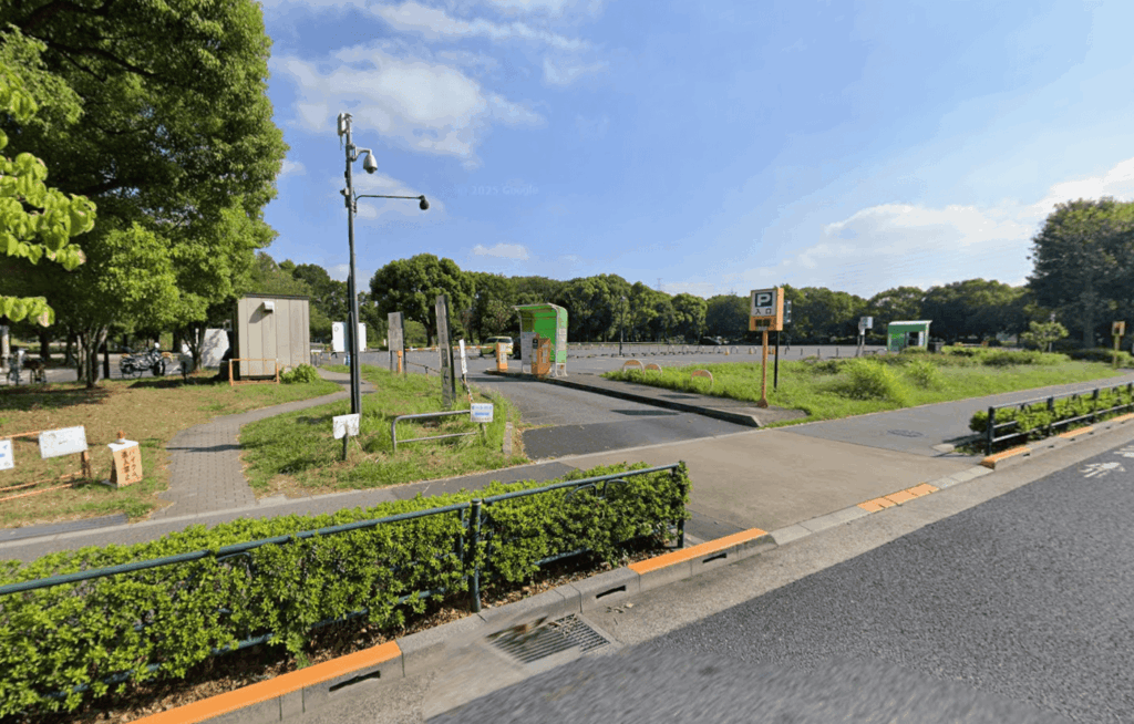 舎人公園第２駐車場