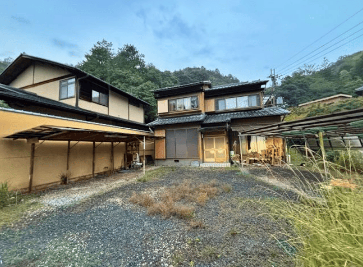 右京区嵯峨鳥居本一華表町12-3 個人宅◉アキッパ駐車場