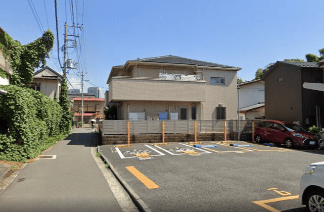 タイムズ西戸部町駐車場
