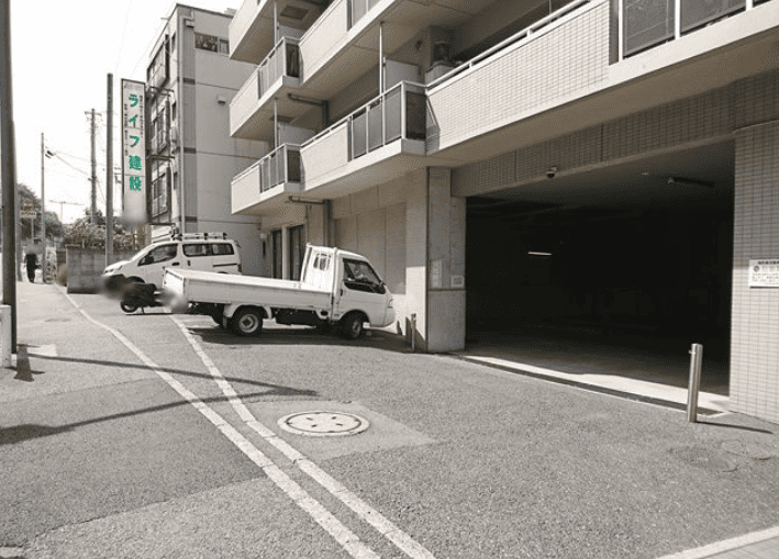 ハーズ赤門町駐車場