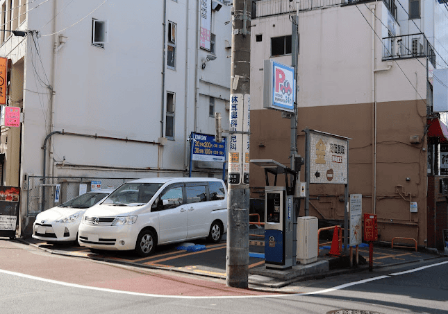 イモンズ 大井町駅前 駐車場