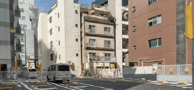タイムズ秋葉原駅電気街口