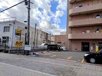 タイムズあずま通りクリニック駐車場