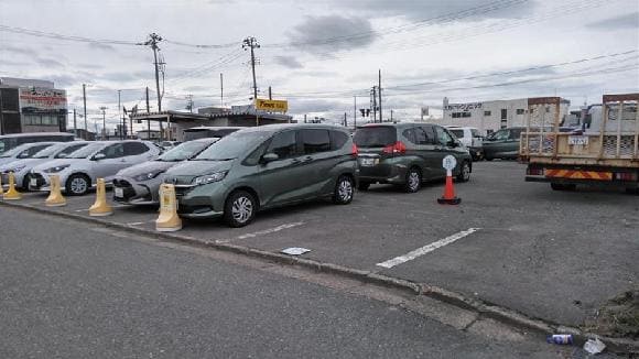 タイムズカー秋田駅東口店駐車場