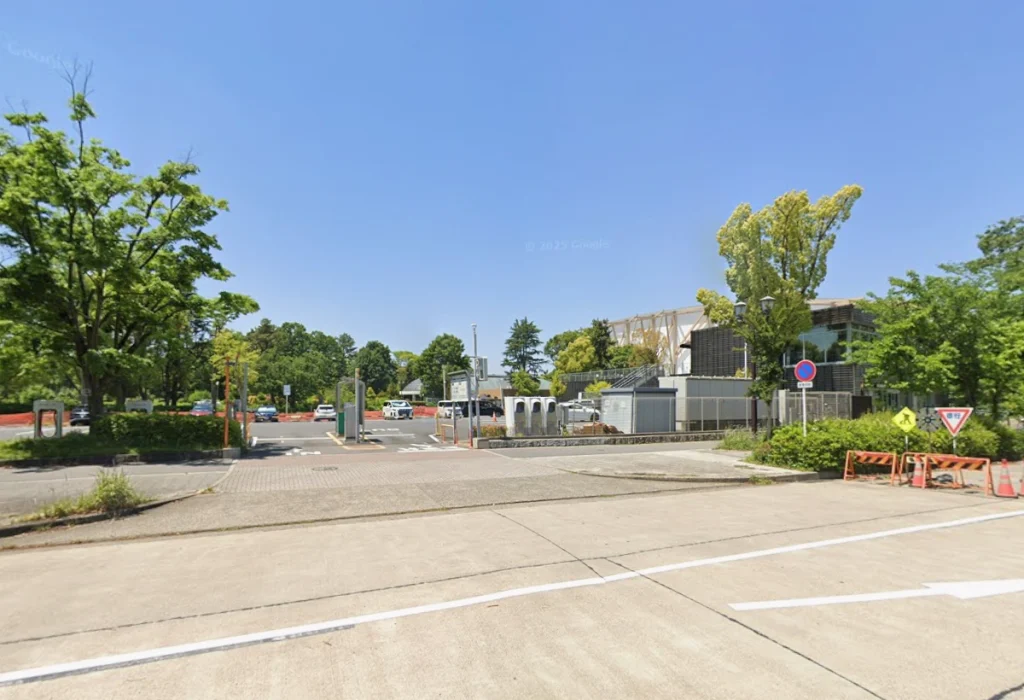 名城公園北園駐車場