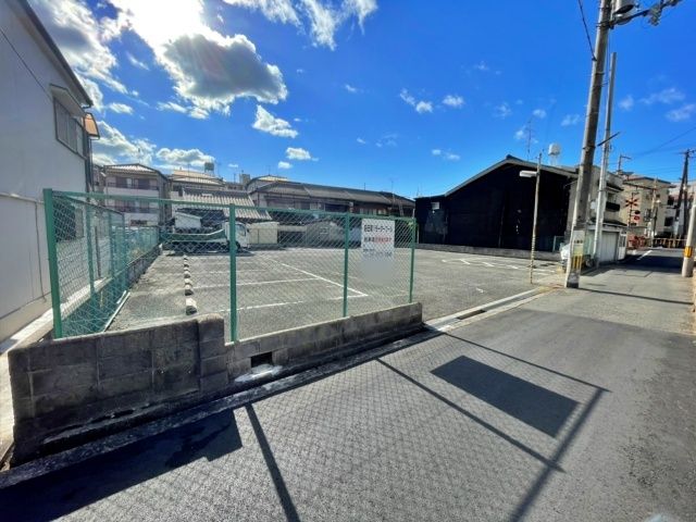 岩田第一モータープール駐車場