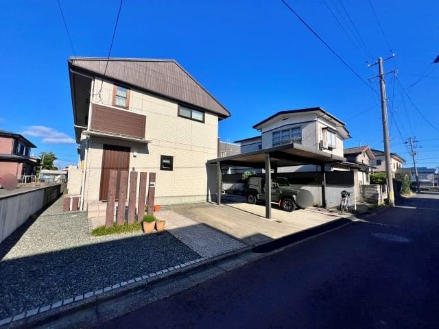 東通仲町19-24片野邸駐車場
