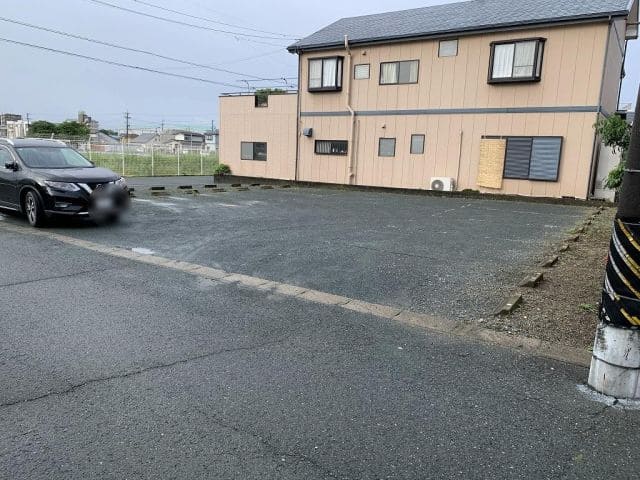 桜ケ丘町駐車場