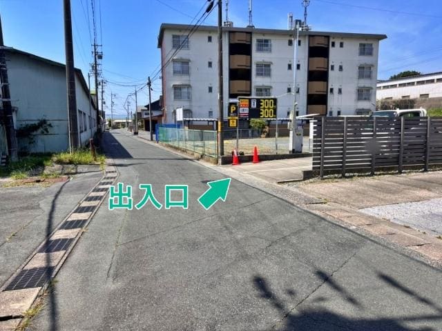 西鹿島駅前1駐車場