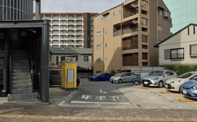 タイムズ阪急宝塚駅前第４