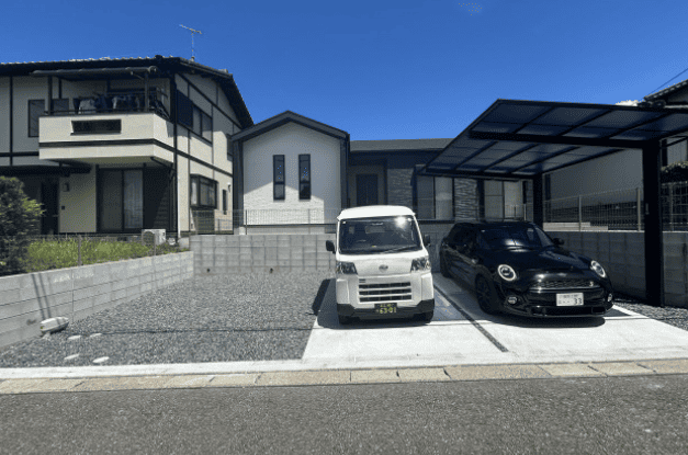 石坂3丁目駐車場
