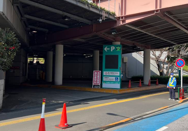 東京ドーム駐車場