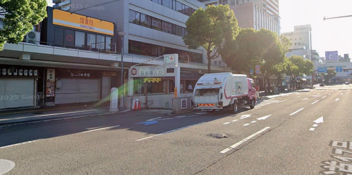 和歌山市営けやき大通り地下駐車場