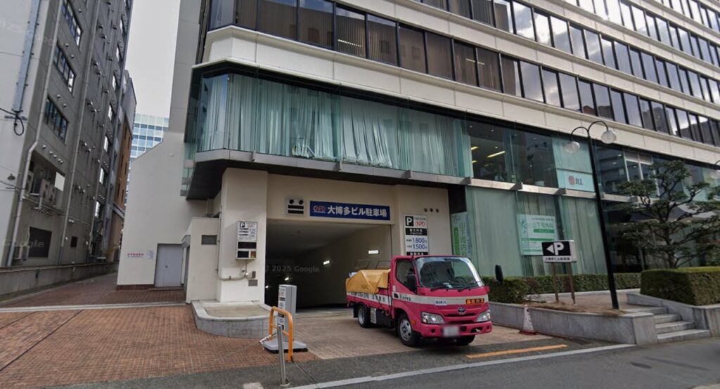 大博多ビル駐車場