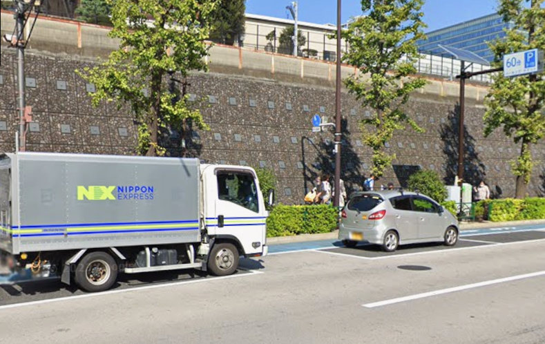 後楽園前駐車場