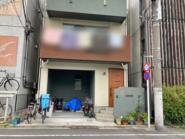 池之端4丁目駐車場