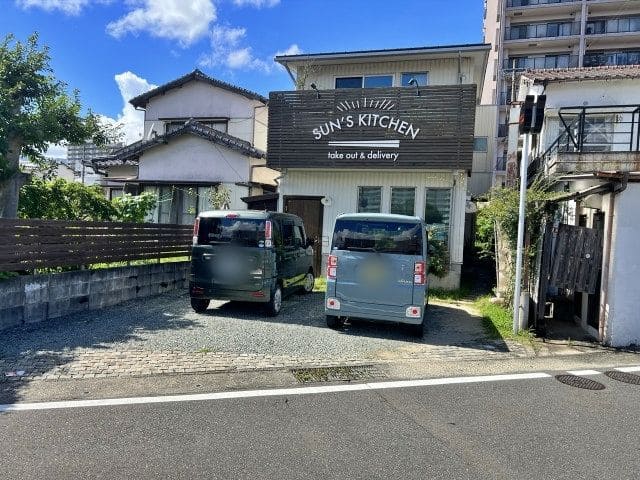 Sun's kitchen駐車場
